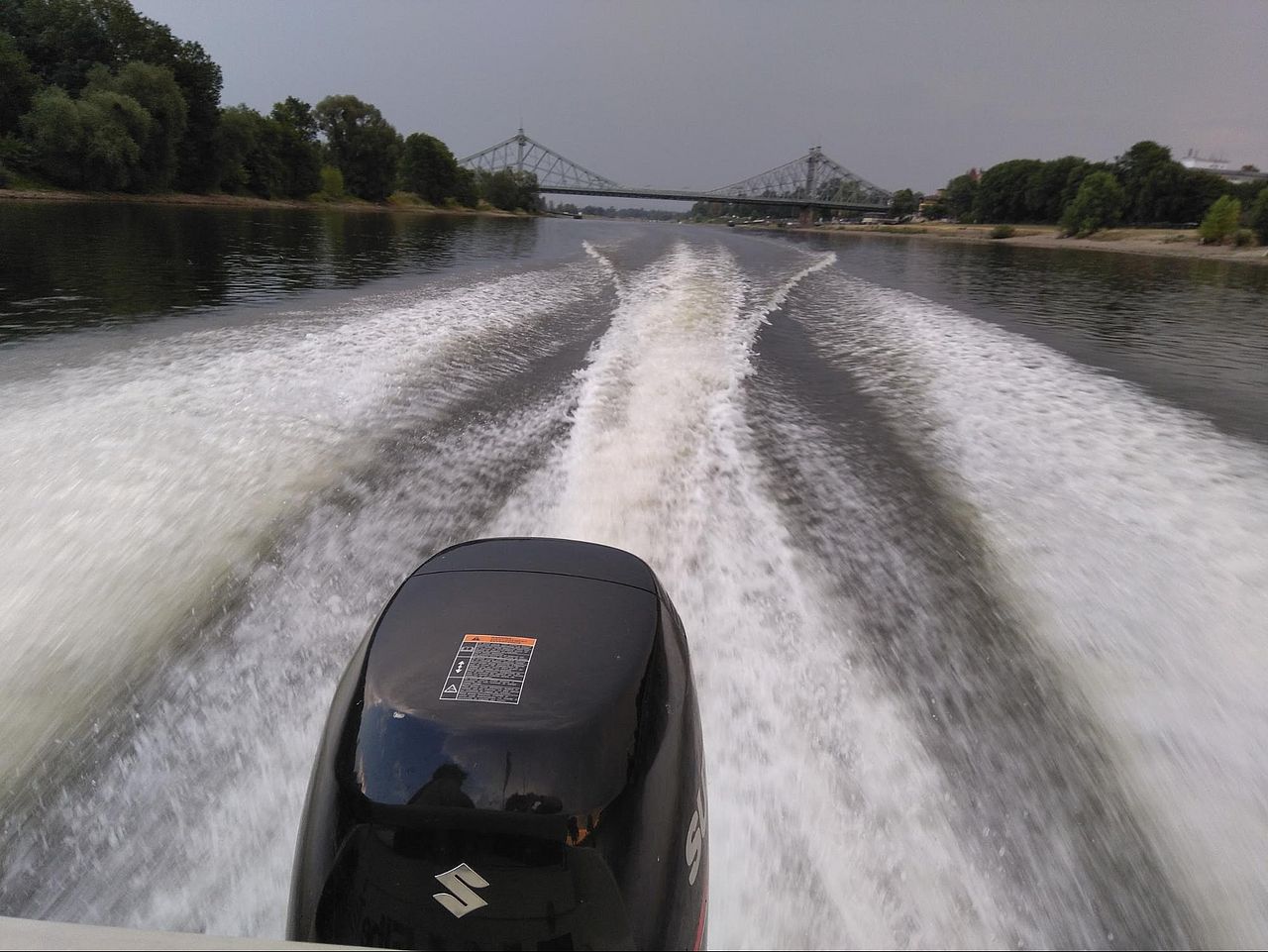 This photo was shot and provided by Anja Leichsenring.